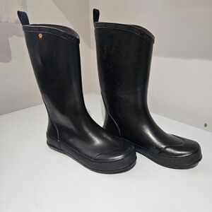 Bogs kids rain boots size 4